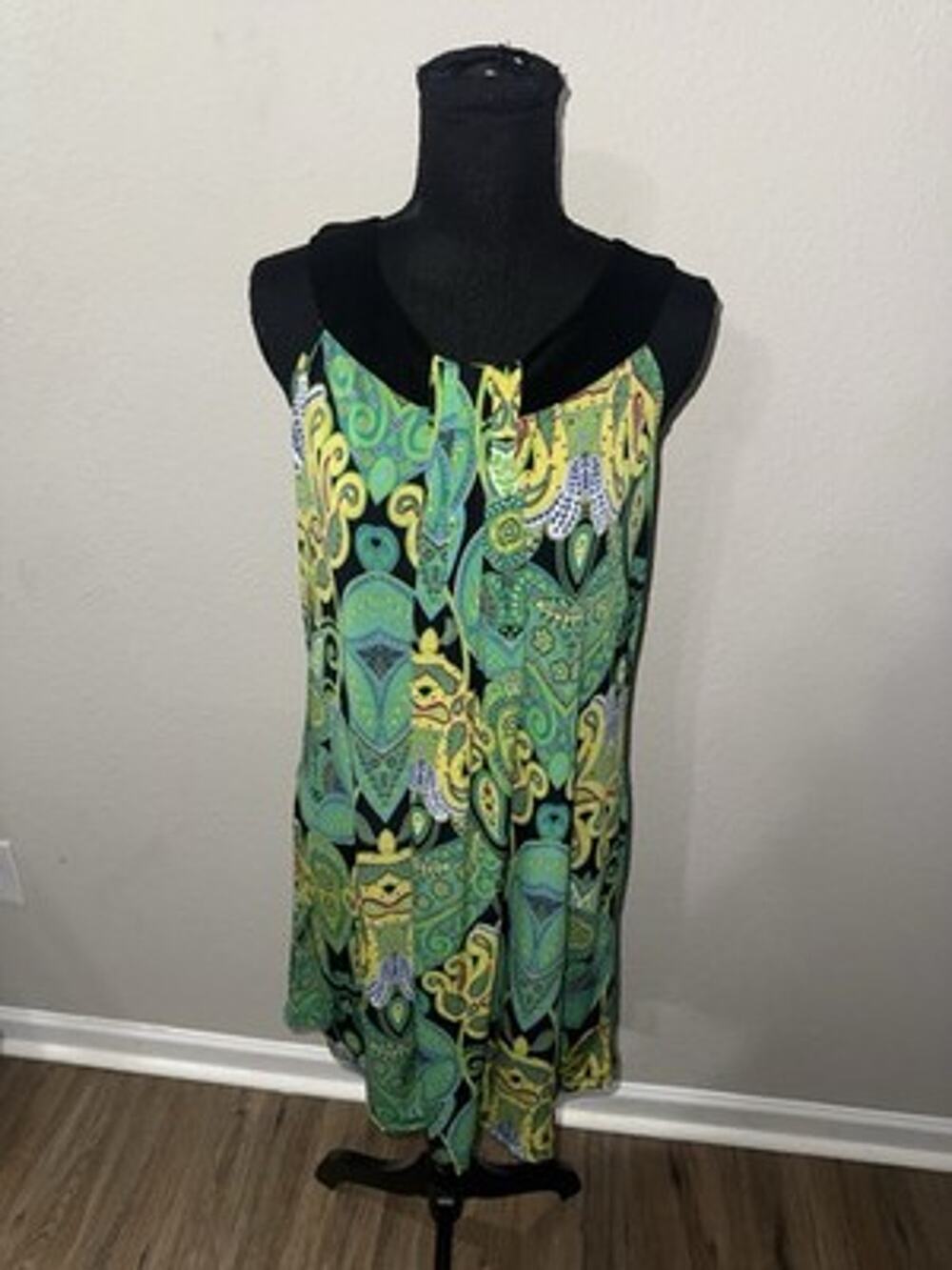 John Paul Richard Petite Dress PM Green Yellow Paisley Sleeveless Pleated Neck